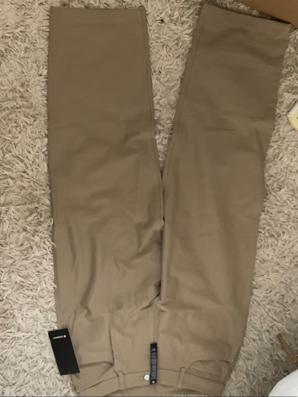 lululemon athletica Men's Slim Chino Pants in Khaki the length size is 32